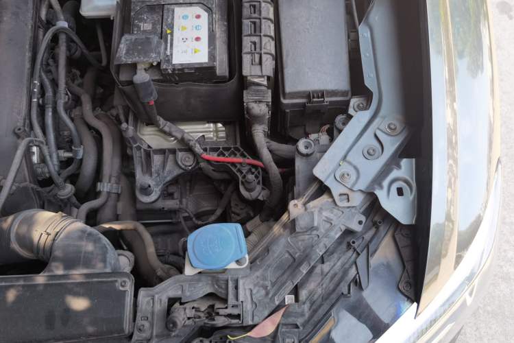 Used Audi Q3 2021 35 TFSI Fashion Dynamic Model Engine Bay Left
