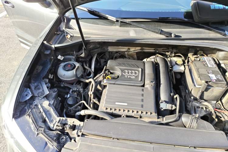 Used Audi Q3 2021 35 TFSI Fashionable and Elegant Model Engine Bay Right