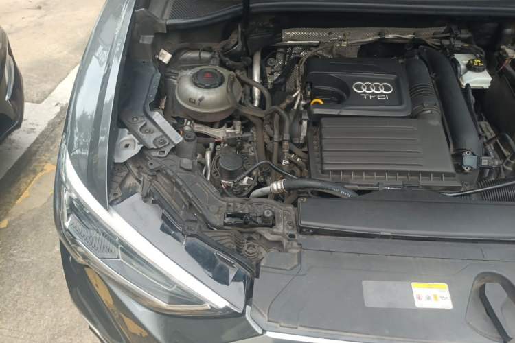Used Audi Q3 2021 35 TFSI Fashion Dynamic Model Engine Bay Right