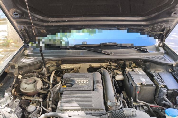 Used Audi Q3 2021 35 TFSI Fashion Dynamic Model Engine Bay