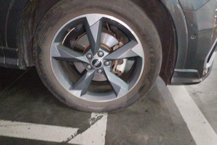 Used Audi Q3 2021 35 TFSI Fashion Dynamic Model Exterior 1