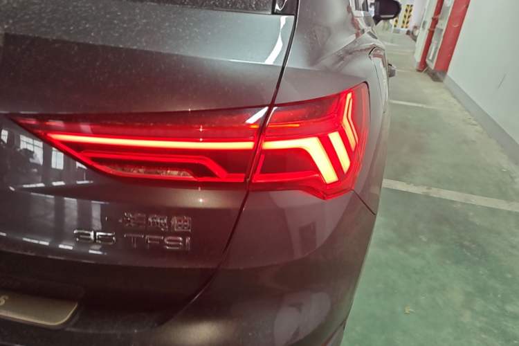 Used Audi Q3 2021 35 TFSI Advanced Style Edition Exterior 3