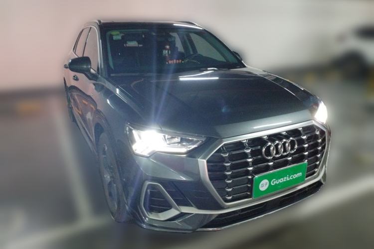 Used Audi Q3 2021 35 TFSI Fashion Dynamic Model Front Right 45 Deg