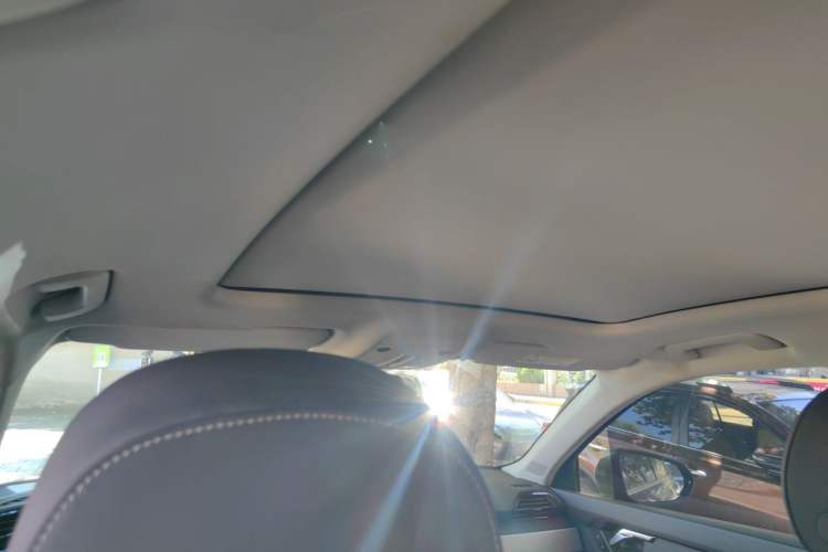 Used Audi Q3 2021 35 TFSI Advanced Style Edition Headliner