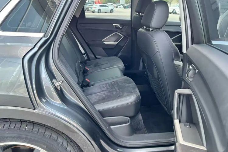 Used Audi Q3 2021 35 TFSI Fashion Dynamic Model Interior 6