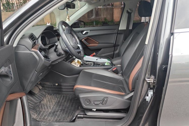 Used Audi Q3 2021 35 TFSI Fashionable and Elegant Model Left Front Seat