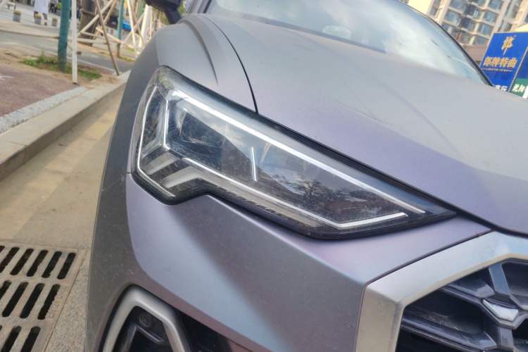 Used Audi Q3 2021 35 TFSI Progressive Dynamic Edition Right Front Headlight