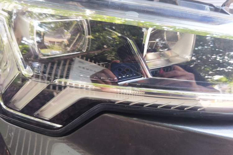 Used Audi Q3 2021 35 TFSI Fashion Dynamic Model Right Front Headlight