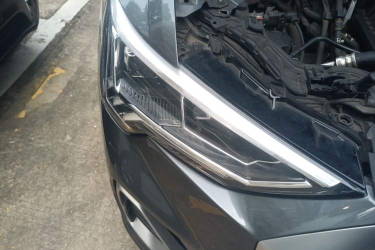 Used Audi Q3 2021 35 TFSI Fashion Dynamic Model Right Front Headlight
