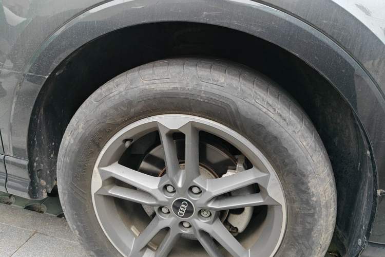 Used Audi Q3 2021 35 TFSI Advanced Style Edition Right Front Wheel Hub