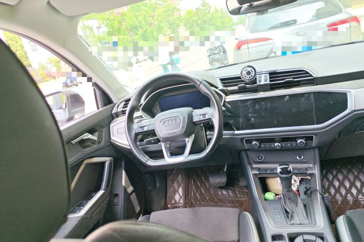 Used Audi Q3 2021 35 TFSI Fashion Dynamic Model Steering Wheel