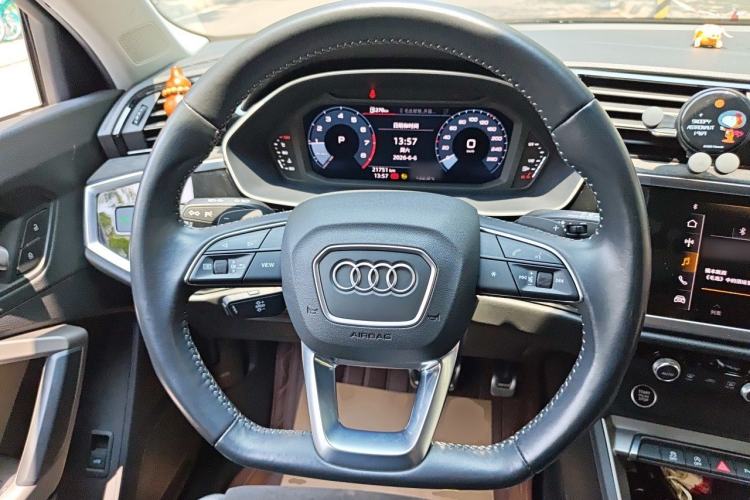 Used Audi Q3 2021 35 TFSI Fashion Dynamic Model Steering Wheel