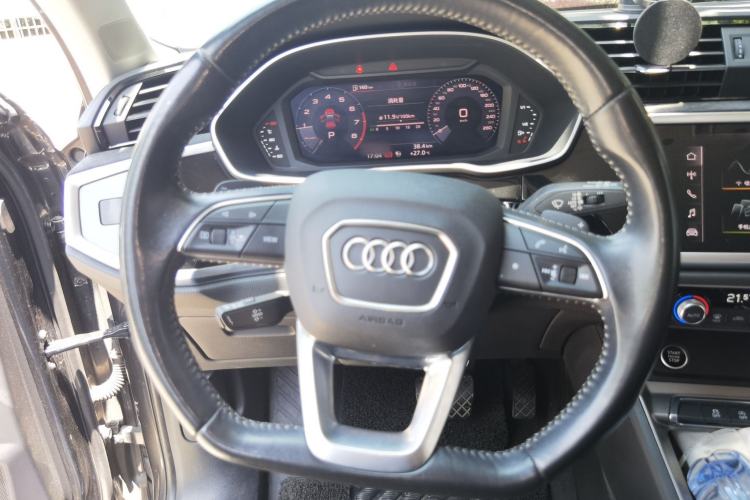 Used Audi Q3 2021 35 TFSI Fashion Dynamic Model Steering Wheel