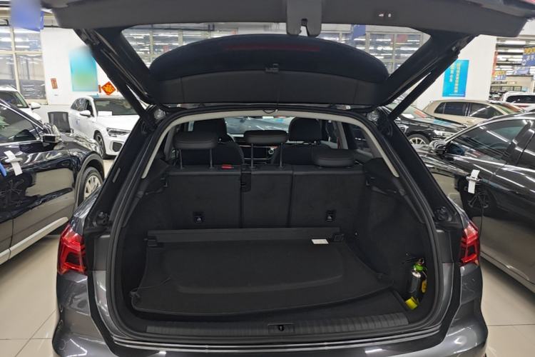 Used Audi Q3 2021 40 TFSI Fashion Dynamic Model Trunk