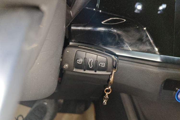 Used Audi Q3 2021 35 TFSI Progressive Dynamic Edition Vehicle Key