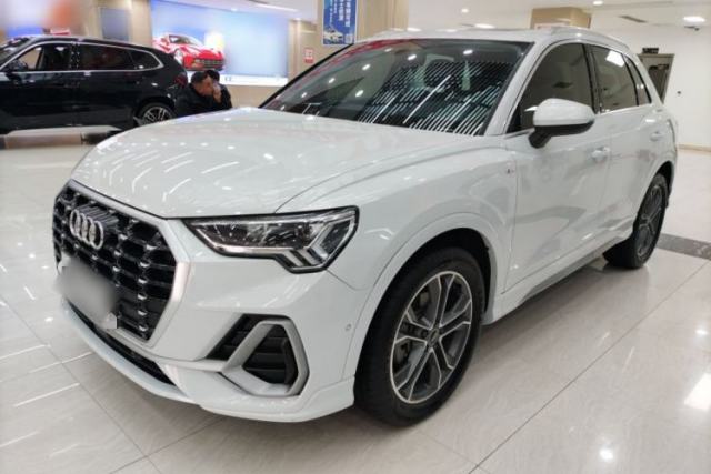 Audi Q3 2021 40 TFSI Fashion Dynamic Model d’occasion