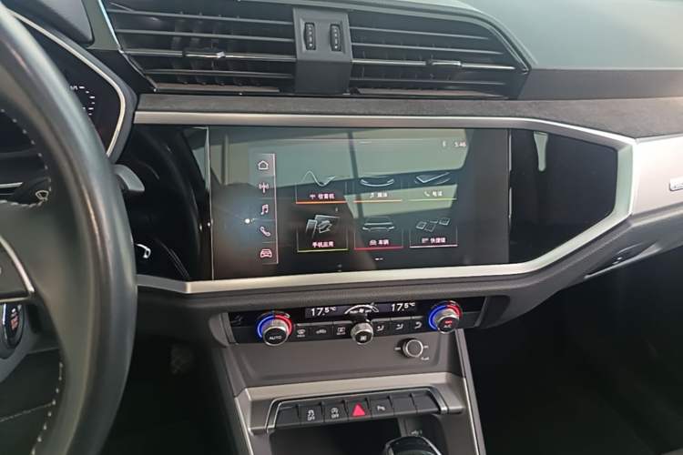 Used Audi Q3 2021 35 TFSI Progressive Dynamic Edition Audio And AC Panel