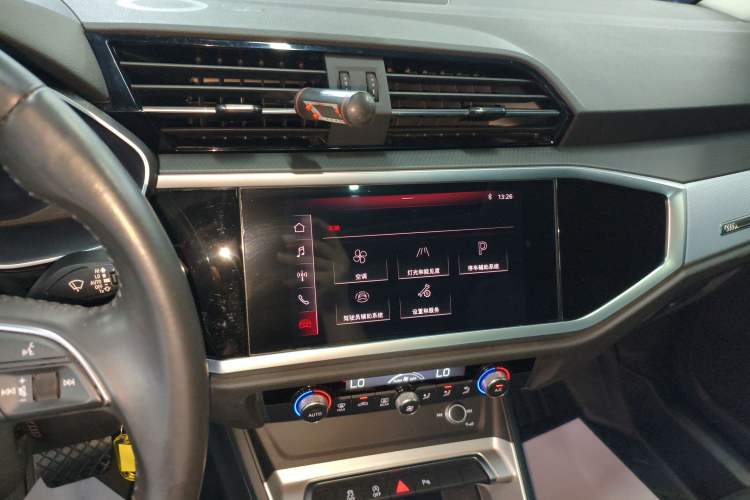 Used Audi Q3 2021 35 TFSI Advanced Style Edition Audio And AC Panel