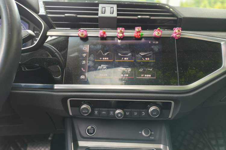 Used Audi Q3 2021 35 TFSI Fashion Dynamic Model Audio And AC Panel