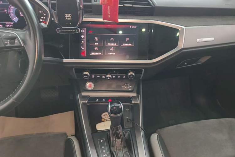 Used Audi Q3 2021 35 TFSI Progressive Dynamic Edition Audio And AC Panel