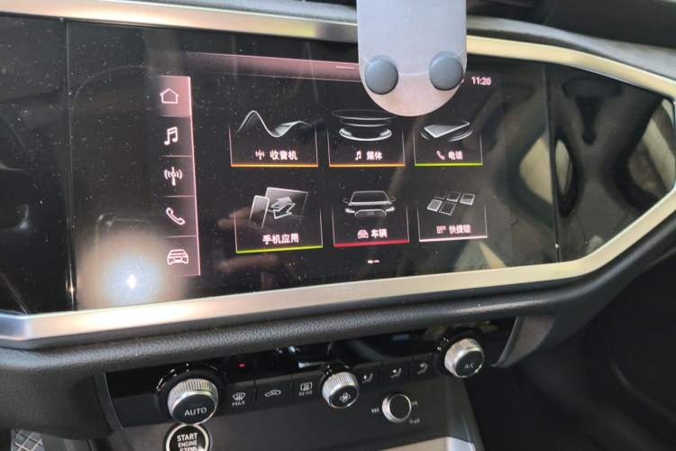 Used Audi Q3 2021 35 TFSI Fashion Dynamic Model Audio And AC Panel