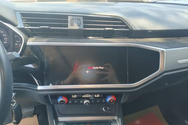 Used Audi Q3 2021 35 TFSI Progressive Dynamic Edition Audio And AC Panel