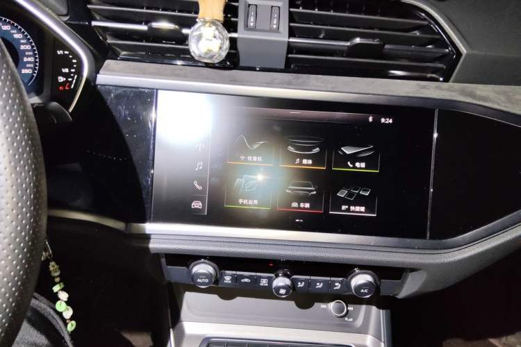 Used Audi Q3 2021 35 TFSI Progressive Dynamic Edition Audio And AC Panel