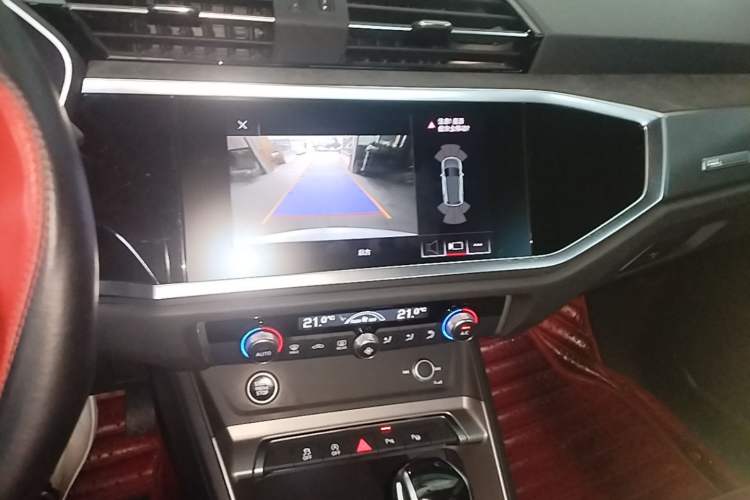Used Audi Q3 2021 35 TFSI Fashion Dynamic Model Audio And AC Panel