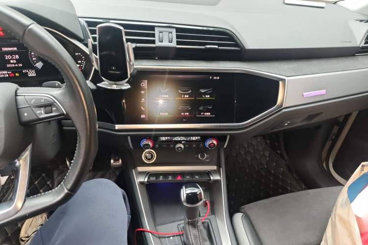 Used Audi Q3 2021 40 TFSI Fashion Dynamic Model Audio And AC Panel