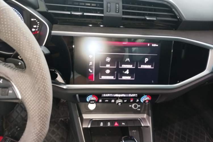 Used Audi Q3 2021 35 TFSI Progressive Dynamic Edition Audio And AC Panel