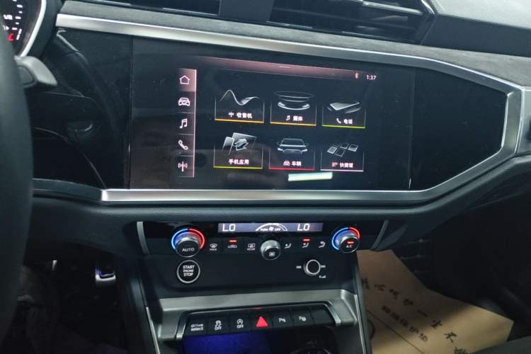 Used Audi Q3 2021 40 TFSI Fashion Dynamic Model Audio And AC Panel