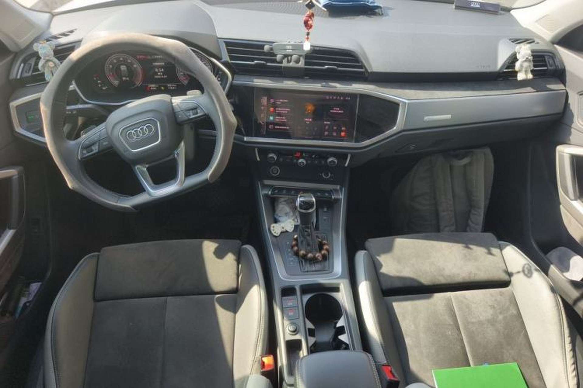 Used Audi Q3 2021 35 TFSI Fashion Dynamic Model Center Console
