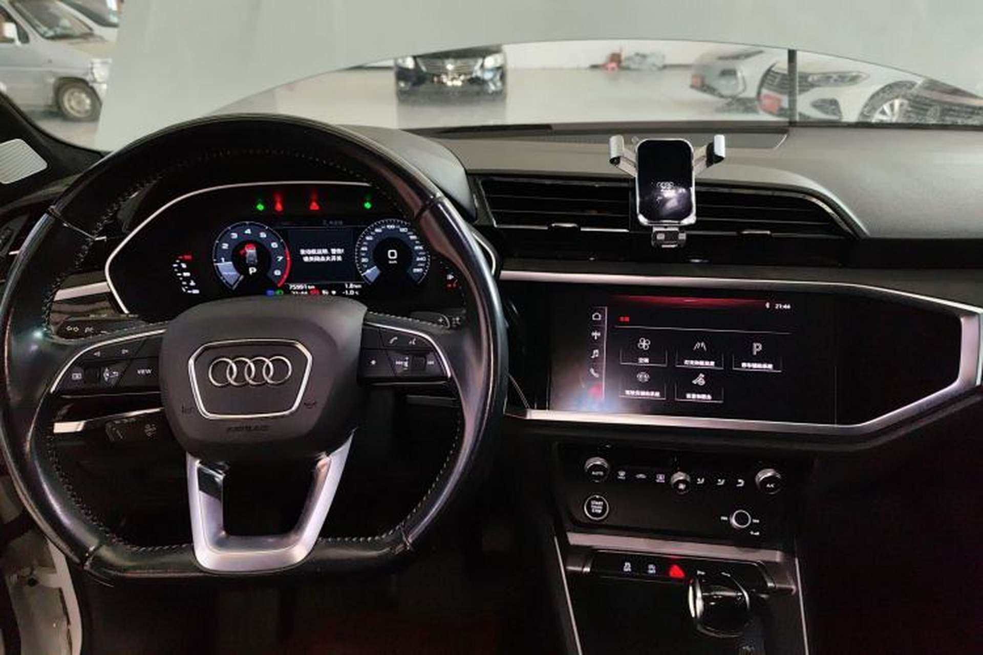 Used Audi Q3 2021 35 TFSI Fashion Dynamic Model Center Console