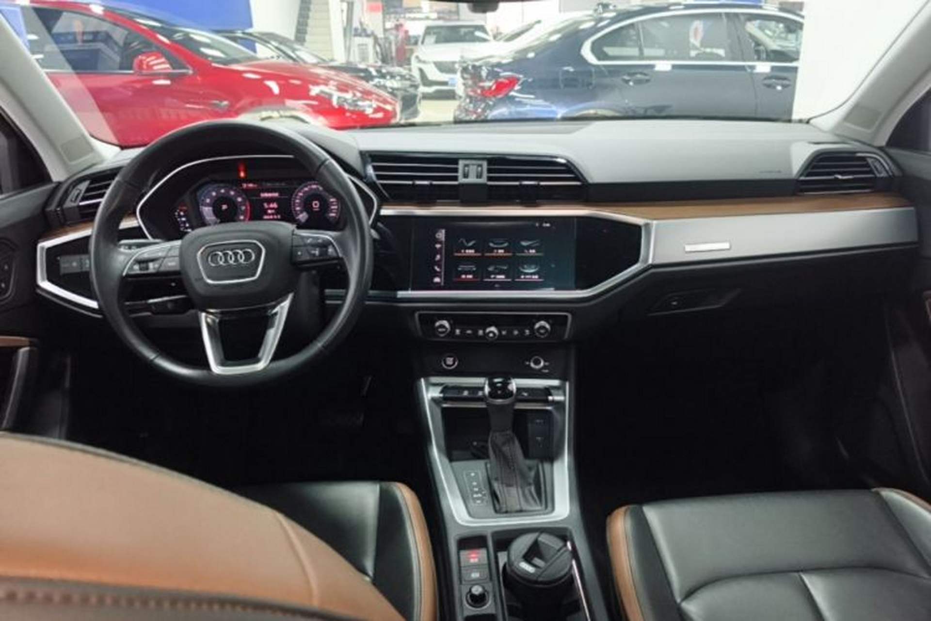 Used Audi Q3 2021 35 TFSI Fashionable and Elegant Model Center Console