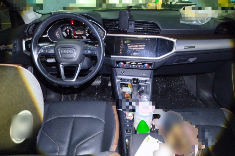 Used Audi Q3 2021 35 TFSI Fashionable and Elegant Model Center Console