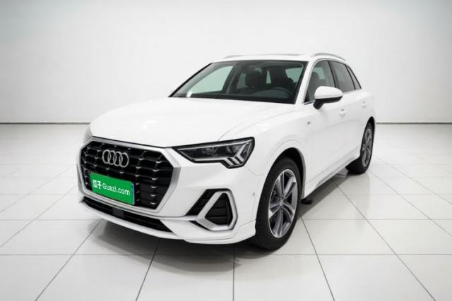 Used Audi Q3 2021 35 TFSI Fashion Dynamic Model