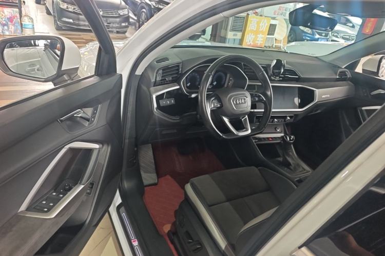 Used Audi Q3 2021 35 TFSI Fashion Dynamic Model Driver Seat