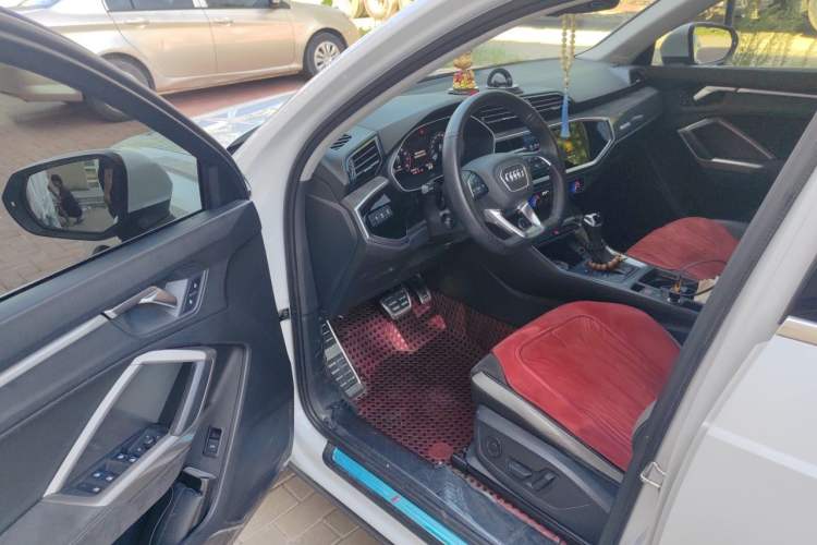 Used Audi Q3 2021 40 TFSI Fashion Dynamic Model Driver Seat