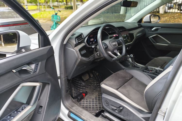 Used Audi Q3 2021 35 TFSI Fashion Dynamic Model Driver Seat