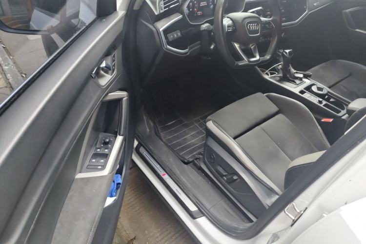 Used Audi Q3 2021 35 TFSI Fashion Dynamic Model Driver Seat