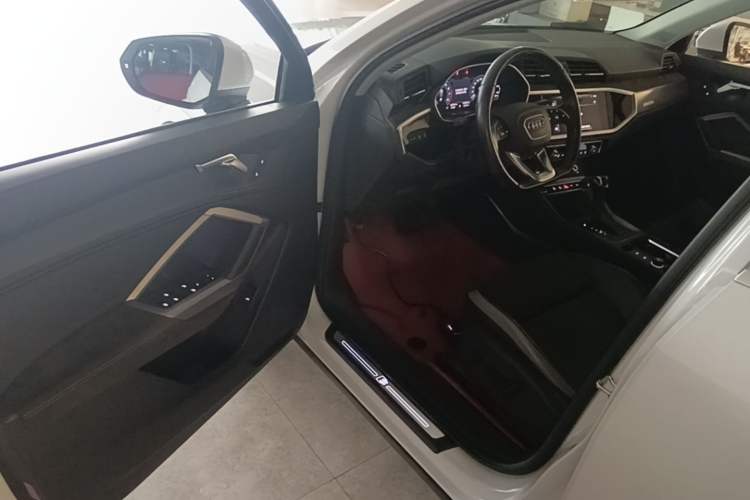 Used Audi Q3 2021 35 TFSI Fashion Dynamic Model Driver Seat