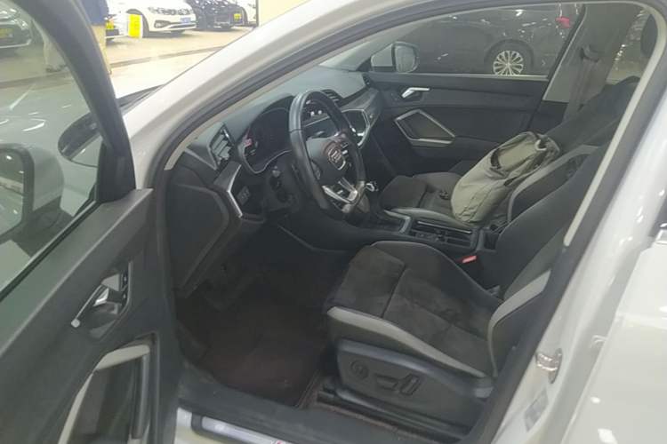 Used Audi Q3 2021 35 TFSI Fashion Dynamic Model Driver Seat