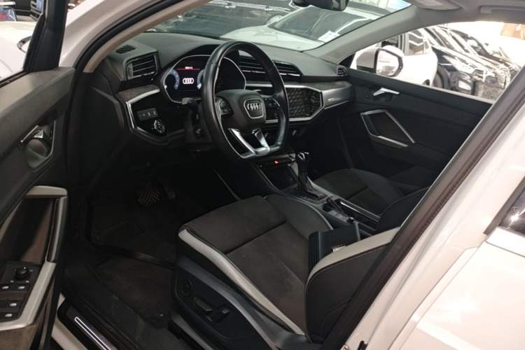 Used Audi Q3 2021 35 TFSI Fashion Dynamic Model Driver Seat