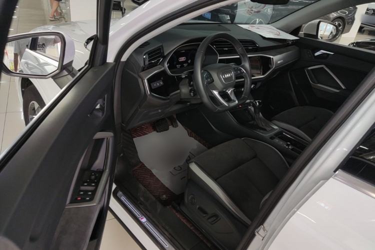 Used Audi Q3 2021 35 TFSI Fashion Dynamic Model Driver Seat
