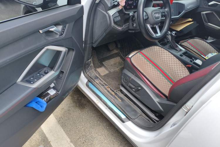 Used Audi Q3 2021 35 TFSI Fashionable and Elegant Model Driver Seat