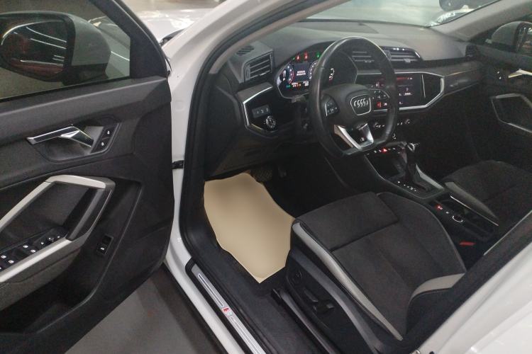 Used Audi Q3 2021 35 TFSI Fashion Dynamic Model Driver Seat
