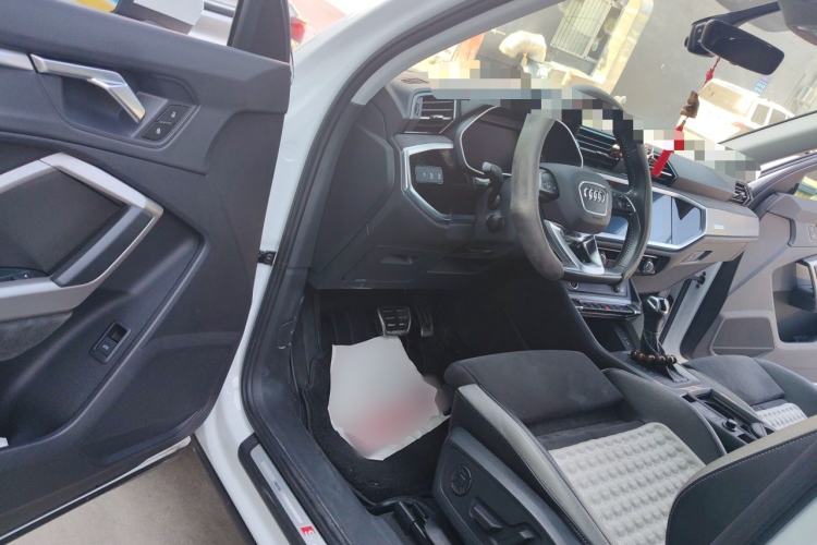 Used Audi Q3 2021 40 TFSI Fashion Dynamic Model Driver Seat