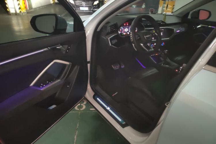 Used Audi Q3 2021 40 TFSI Fashion Dynamic Model Driver Seat