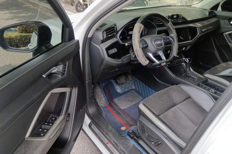Used Audi Q3 2021 35 TFSI Fashion Dynamic Model Driver Seat