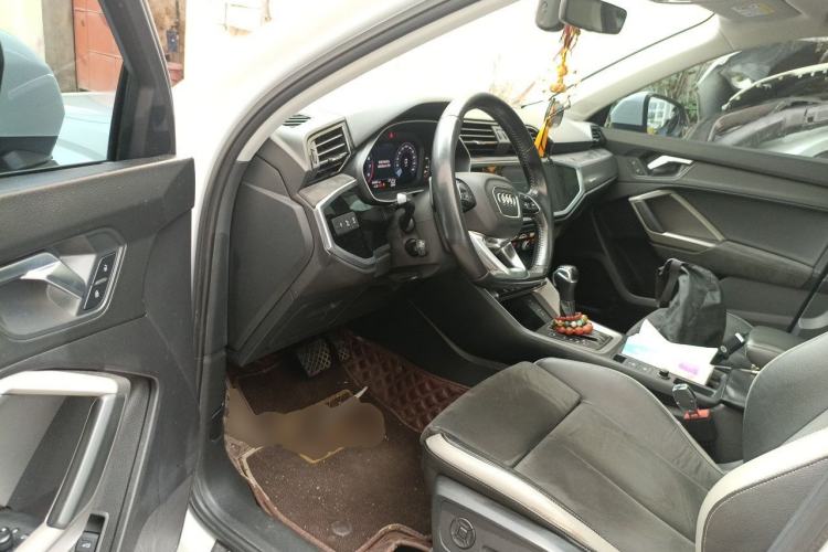 Used Audi Q3 2021 35 TFSI Fashion Dynamic Model Driver Seat